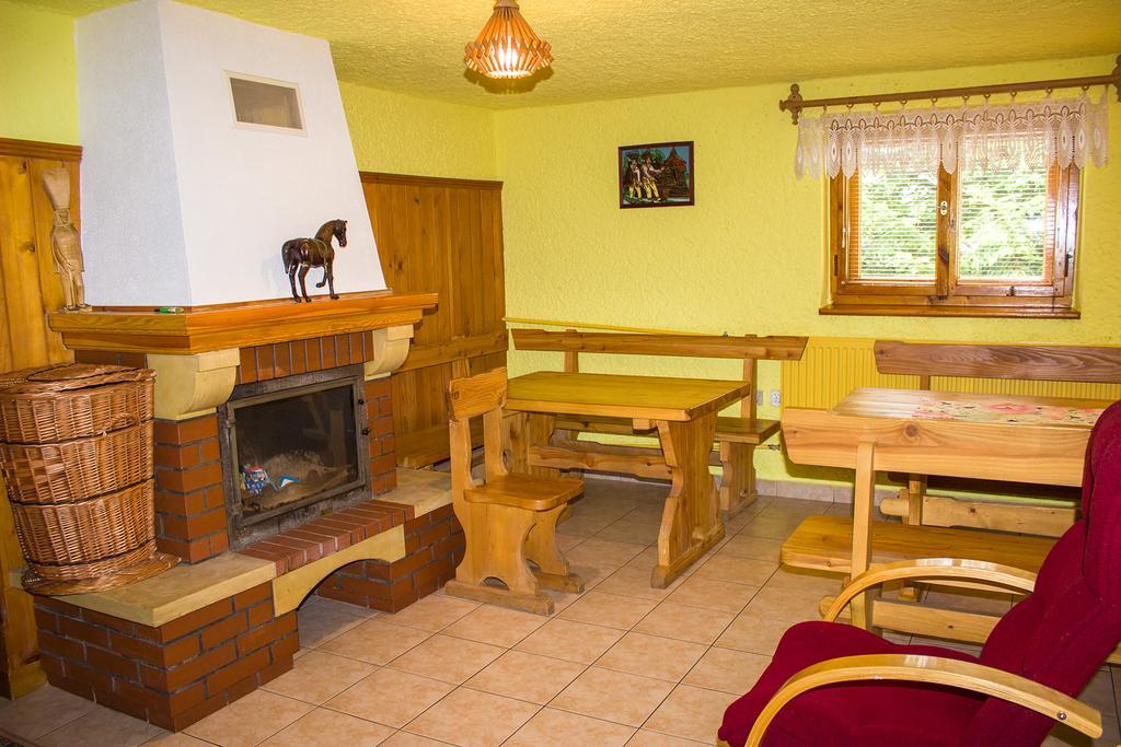 Hacjenda - Apartamenty I Pokoje Goscinne Czarna Góra Екстериор снимка